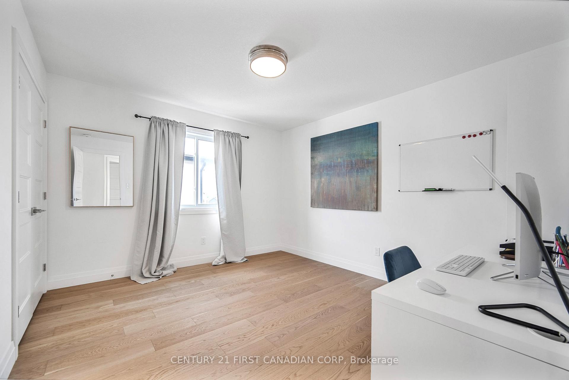 Photo 20 of 12 Locky Lane, Middlesex Centre, Komoka — HOMEH