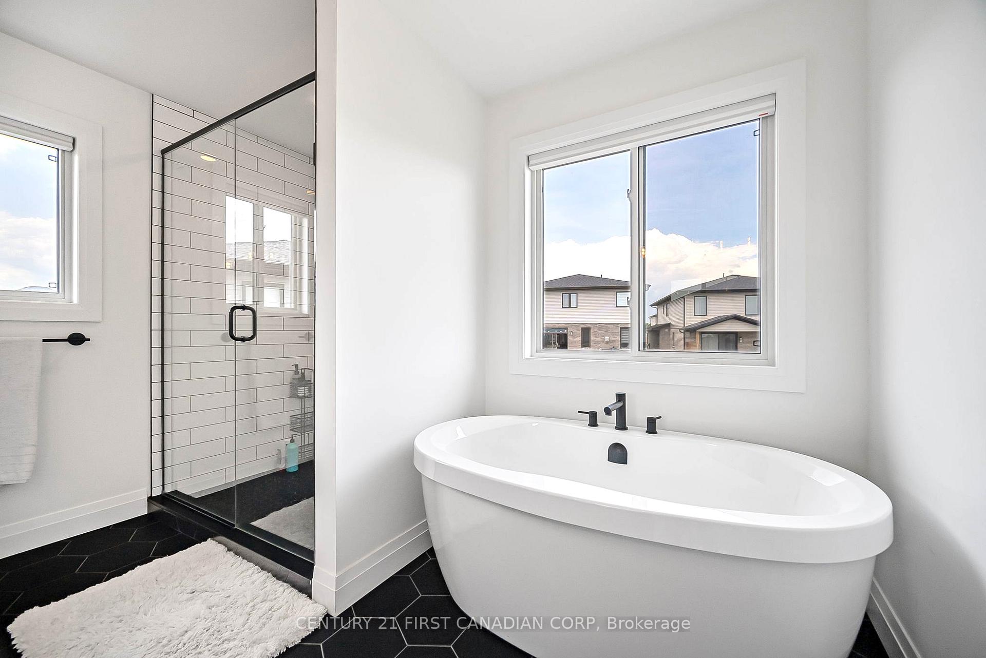 Photo 24 of 12 Locky Lane, Middlesex Centre, Komoka — HOMEH