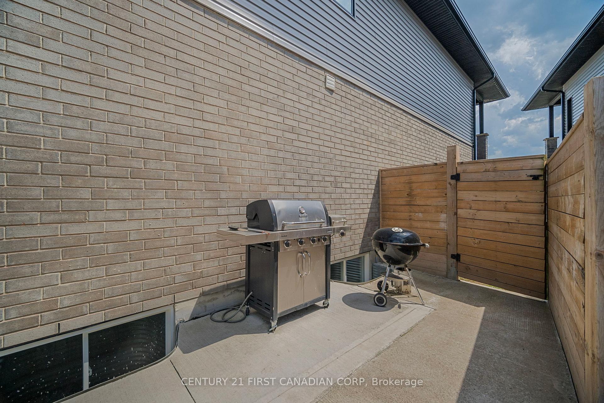 Photo 26 of 12 Locky Lane, Middlesex Centre, Komoka — HOMEH