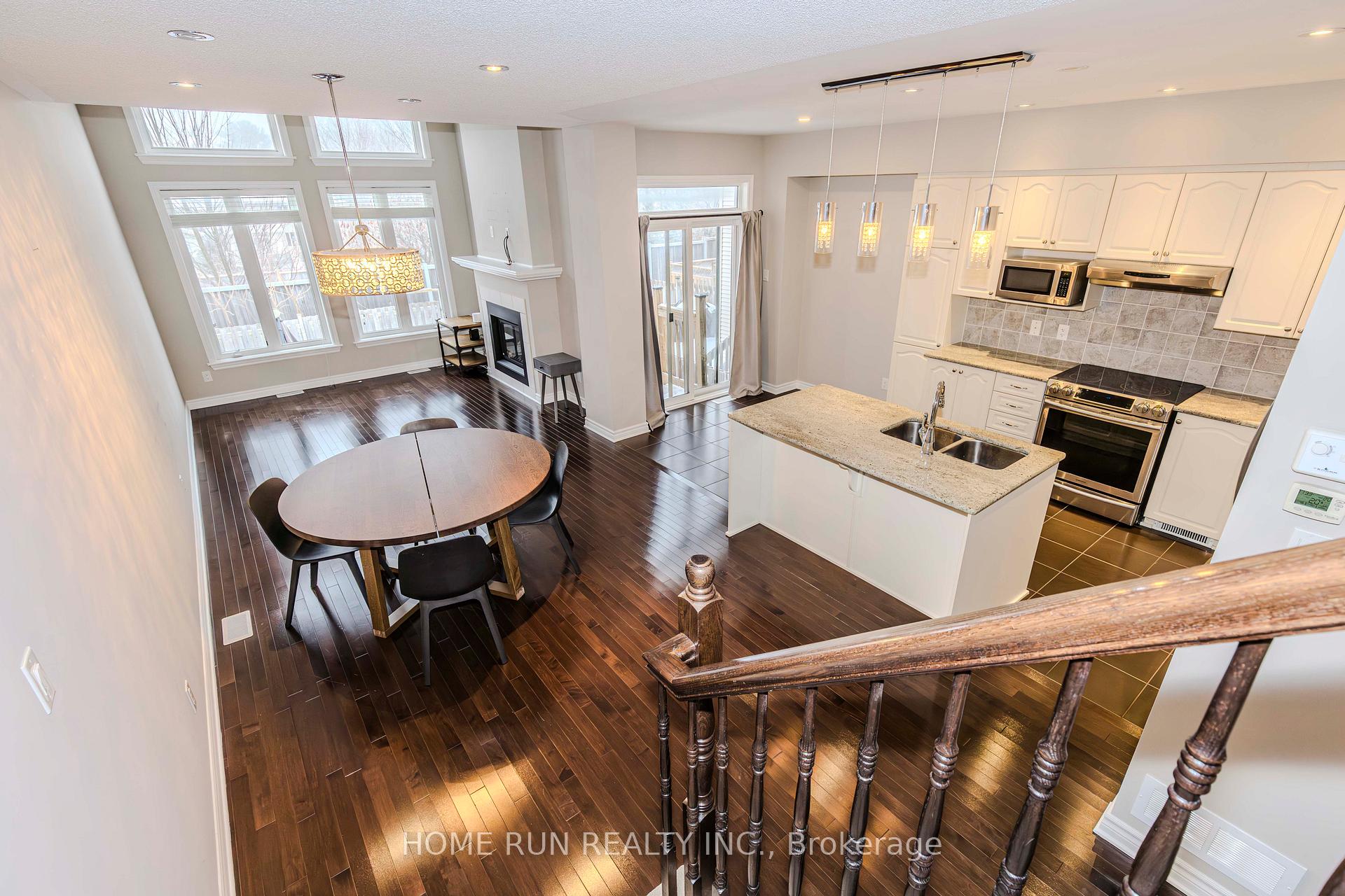 Photo 22 of 814 Fletcher Circle, Ottawa, Kanata - Kanata Lakes/Heritage Hills — HOMEH