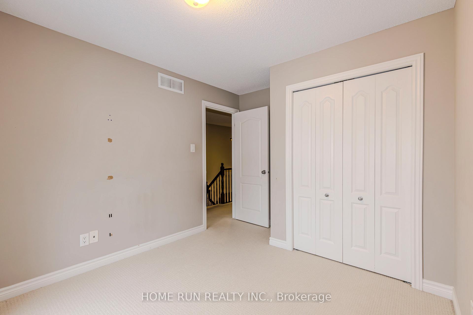 Photo 31 of 814 Fletcher Circle, Ottawa, Kanata - Kanata Lakes/Heritage Hills — HOMEH