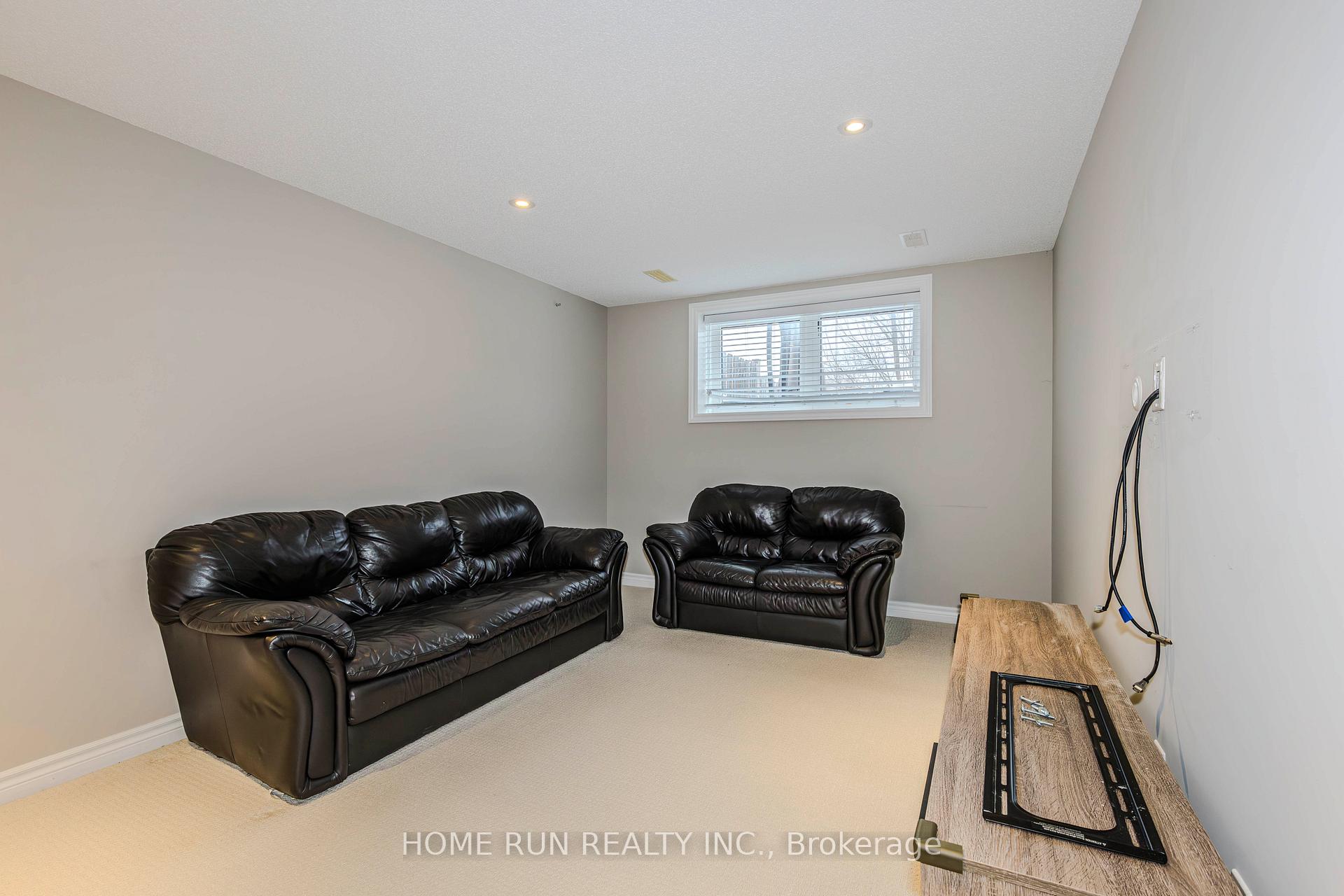 Photo 39 of 814 Fletcher Circle, Ottawa, Kanata - Kanata Lakes/Heritage Hills — HOMEH