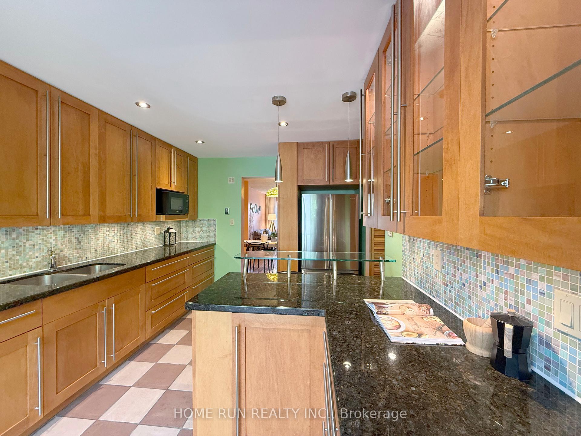 Photo 17 of 17 Shaw Court, Ottawa, Kanata - Katimavik — HOMEH
