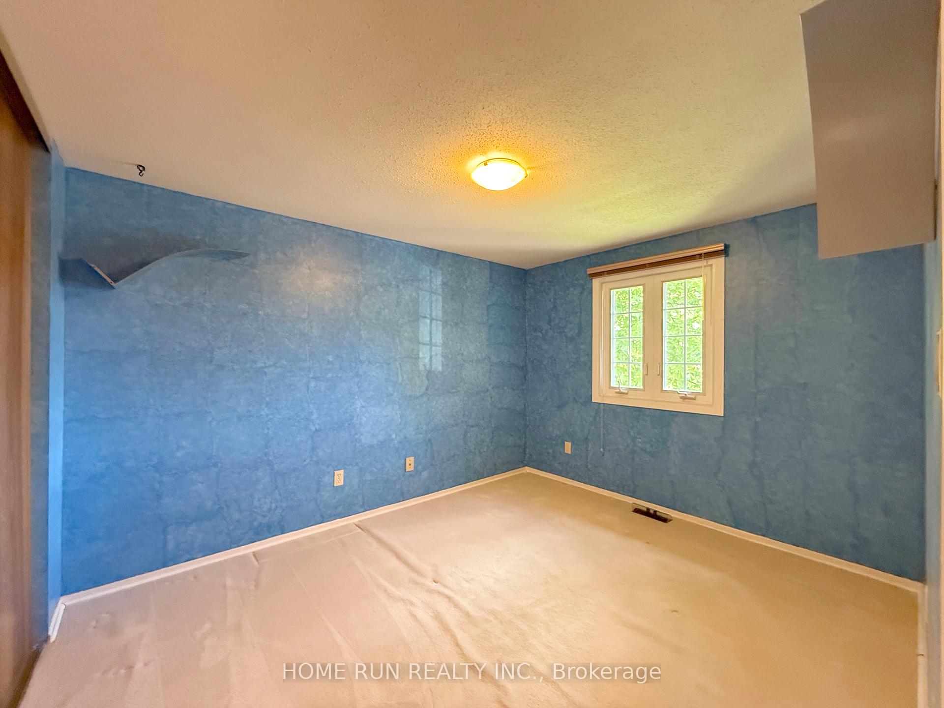 Photo 32 of 17 Shaw Court, Ottawa, Kanata - Katimavik — HOMEH
