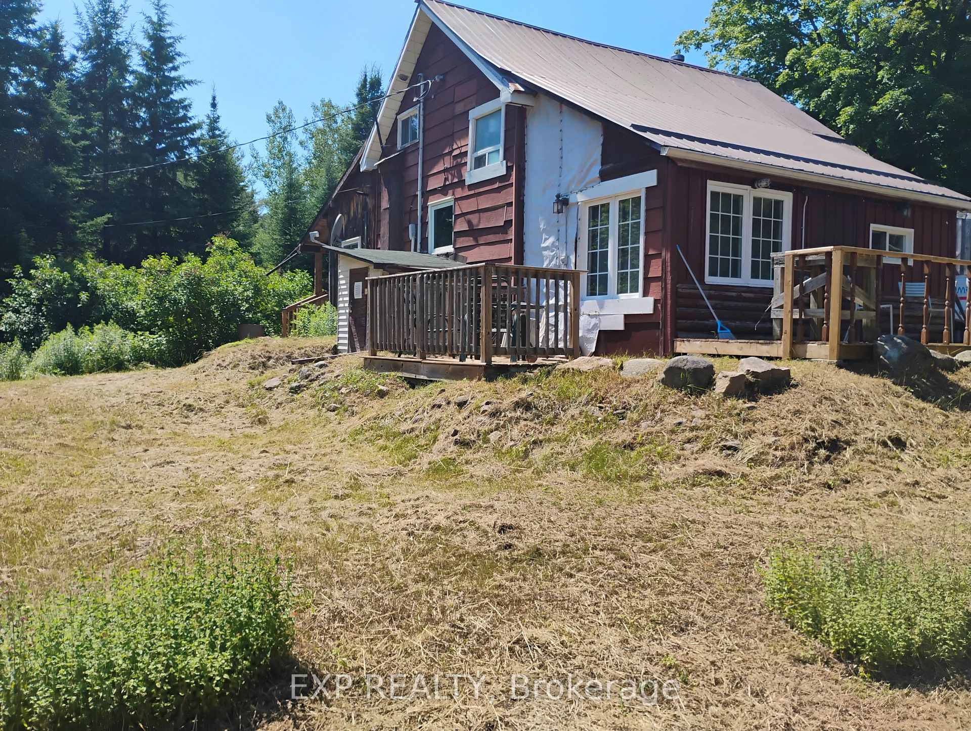 Photo 8 of 2808 Gelert Road, Minden Hills, Snowdon — HOMEH