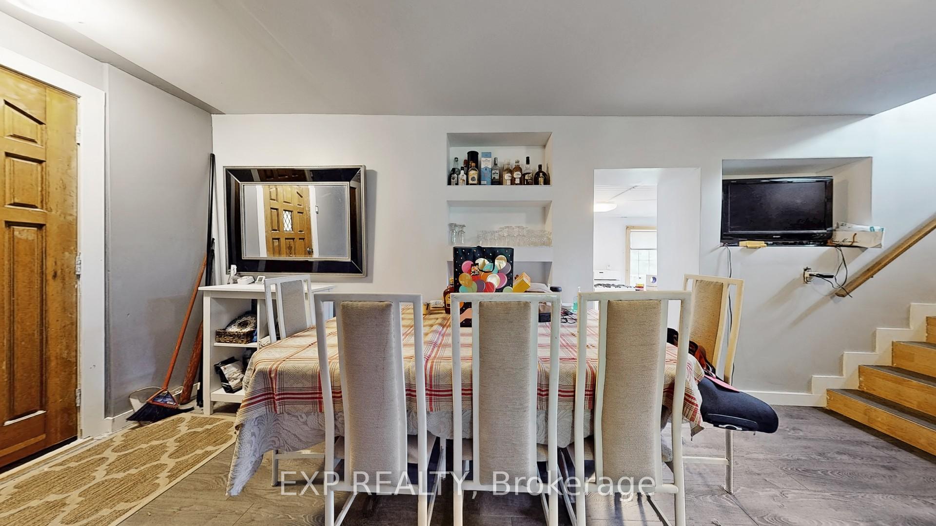 Photo 26 of 2808 Gelert Road, Minden Hills, Snowdon — HOMEH
