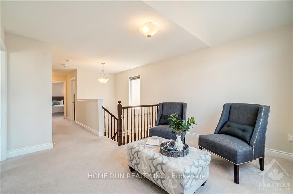 Photo 11 of 212 Willowdusk Street, Ottawa, Kanata - Emerald Meadows/Trailwest — HOMEH