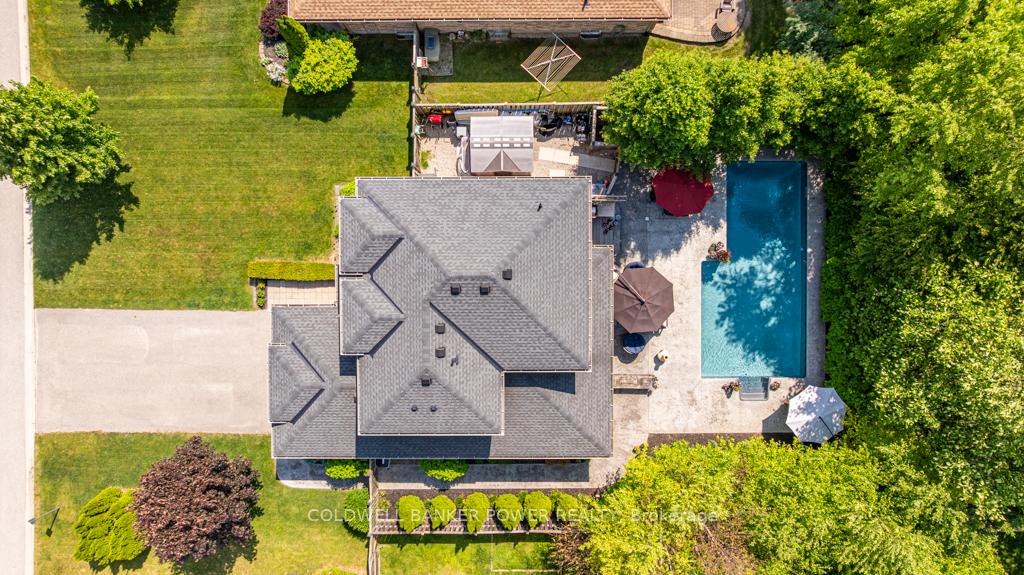 Photo 2 of 6 Fieldstone Crescent, Middlesex Centre, Komoka — HOMEH