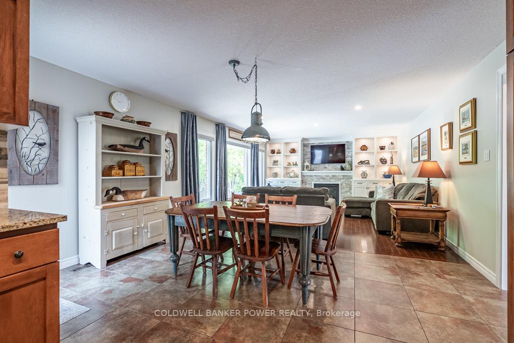 Photo 12 of 6 Fieldstone Crescent, Middlesex Centre, Komoka — HOMEH