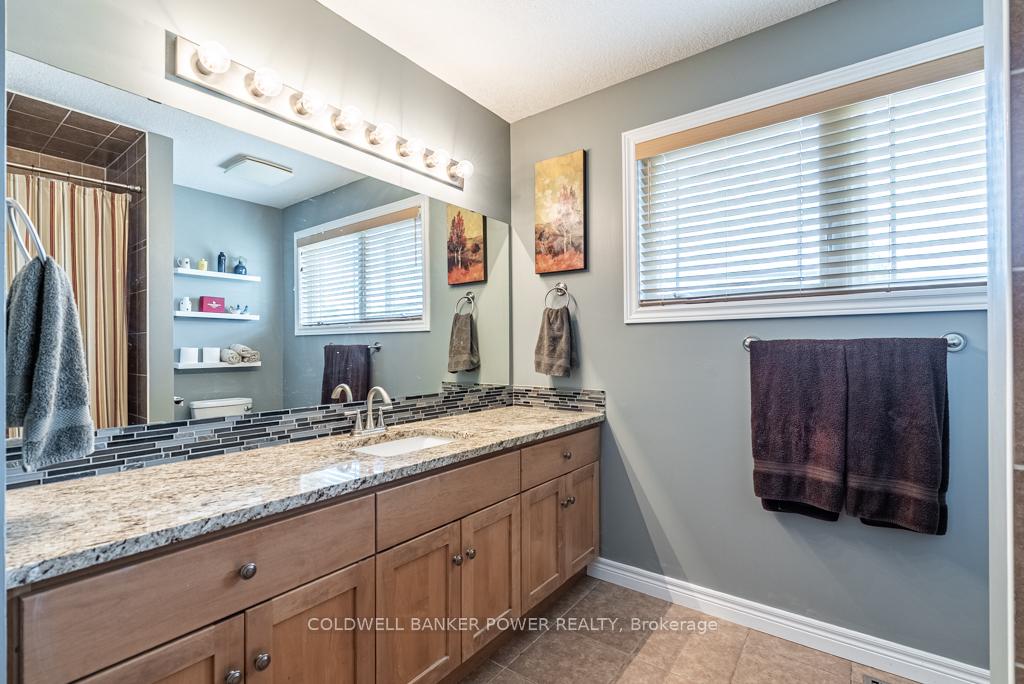 Photo 27 of 6 Fieldstone Crescent, Middlesex Centre, Komoka — HOMEH