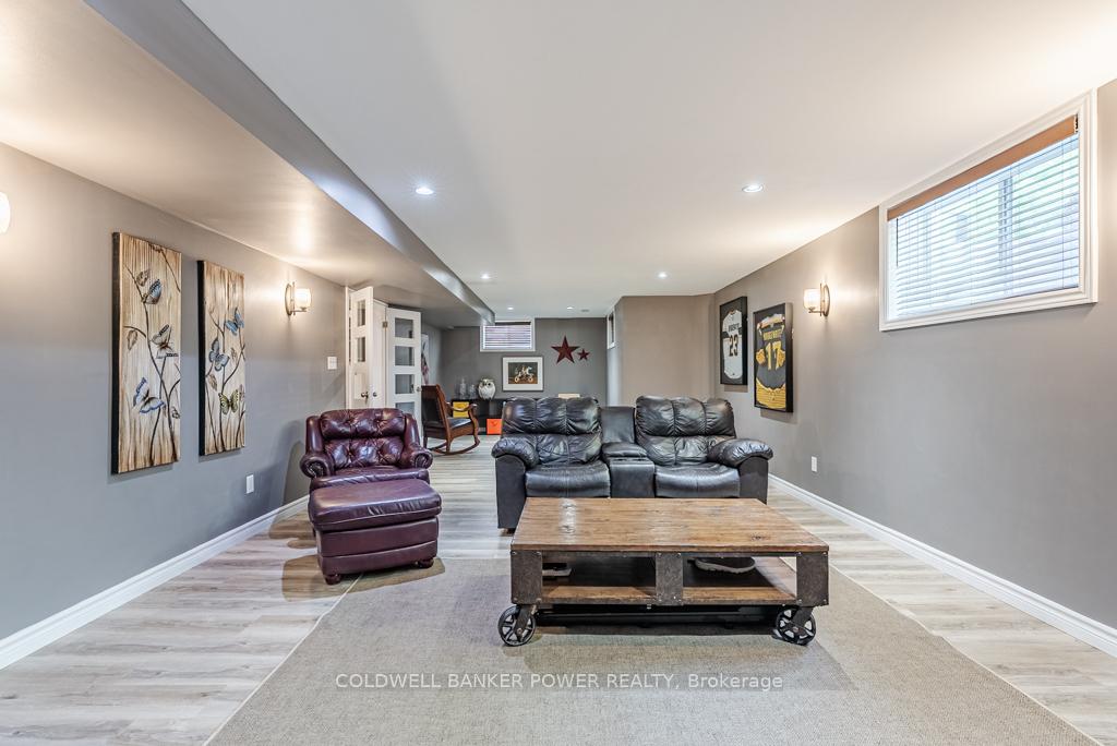 Photo 33 of 6 Fieldstone Crescent, Middlesex Centre, Komoka — HOMEH