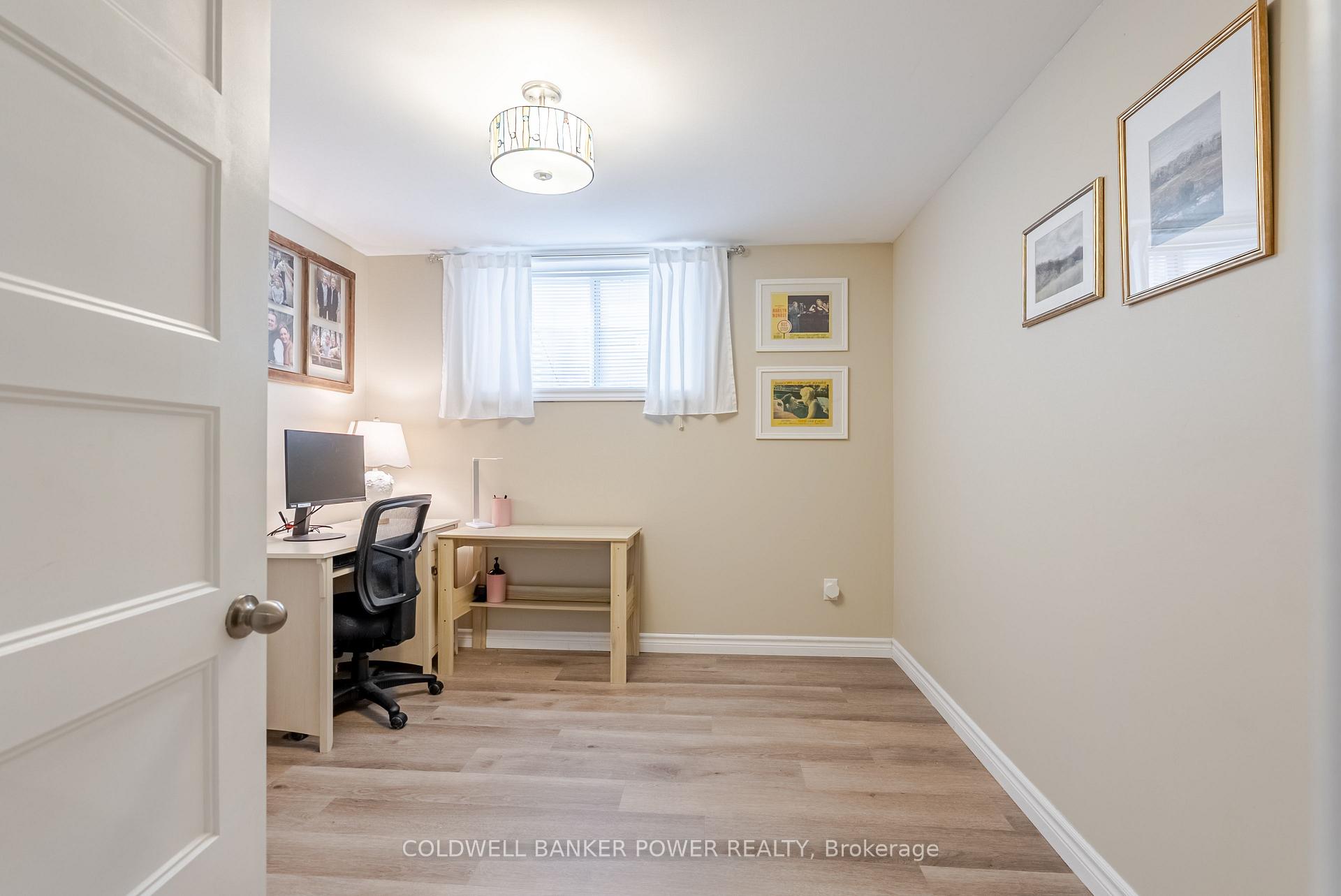 Photo 34 of 6 Fieldstone Crescent, Middlesex Centre, Komoka — HOMEH
