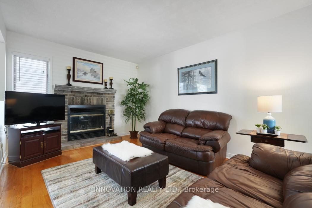 Photo 3 of 114 Acklam Terrace, Ottawa, Kanata - Morgan's Grant/South March — HOMEH