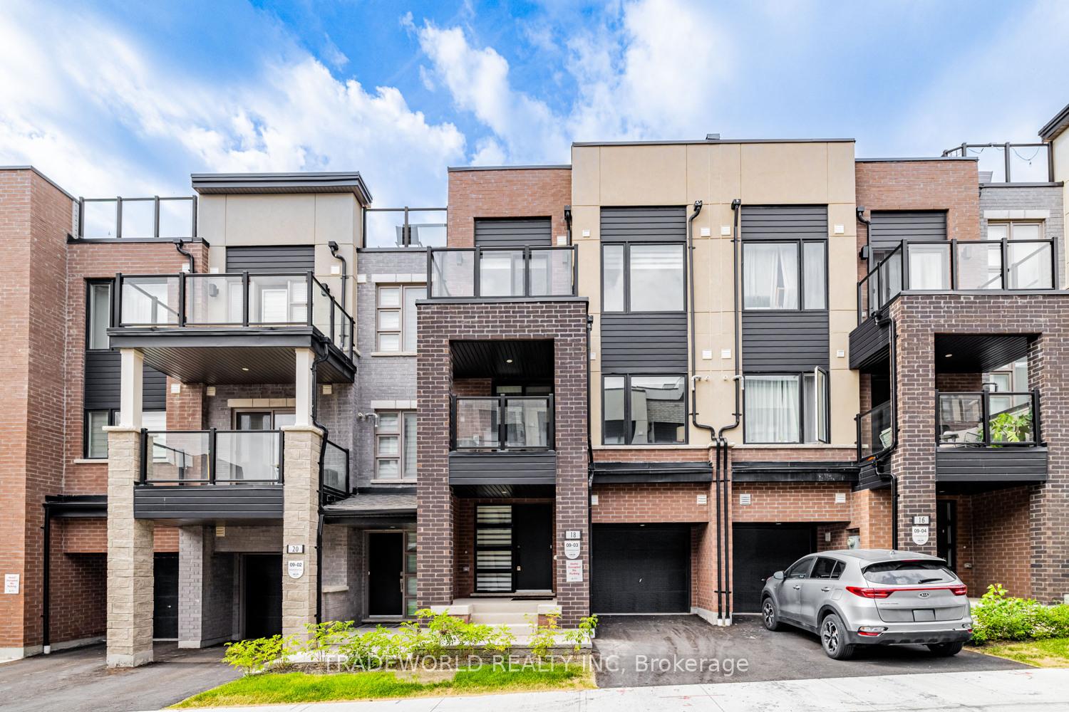 Photo 1 of 18 Gothenburg Lane, Markham, Angus Glen — HOMEH
