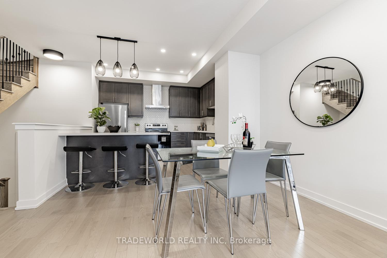 Photo 5 of 18 Gothenburg Lane, Markham, Angus Glen — HOMEH