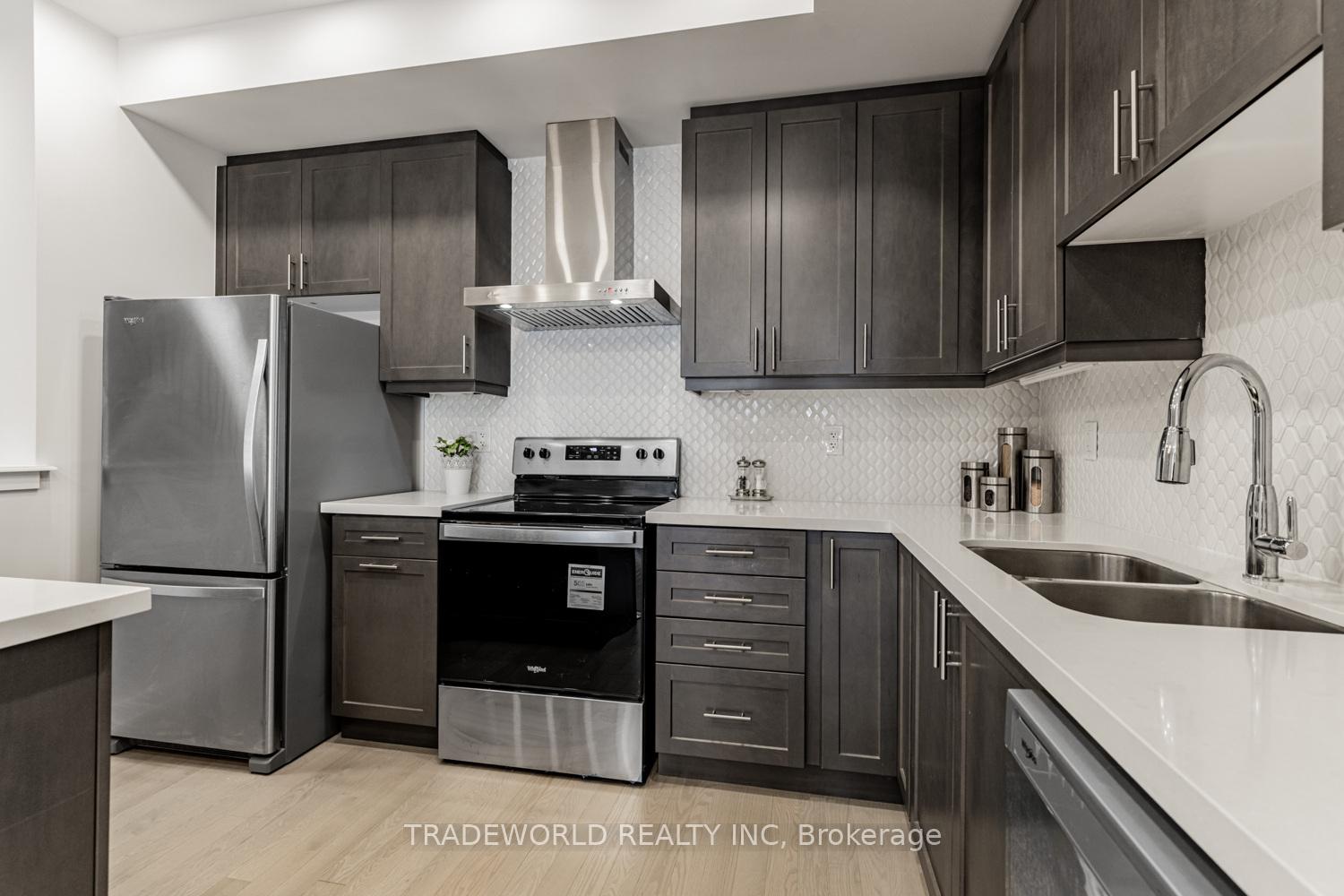 Photo 7 of 18 Gothenburg Lane, Markham, Angus Glen — HOMEH