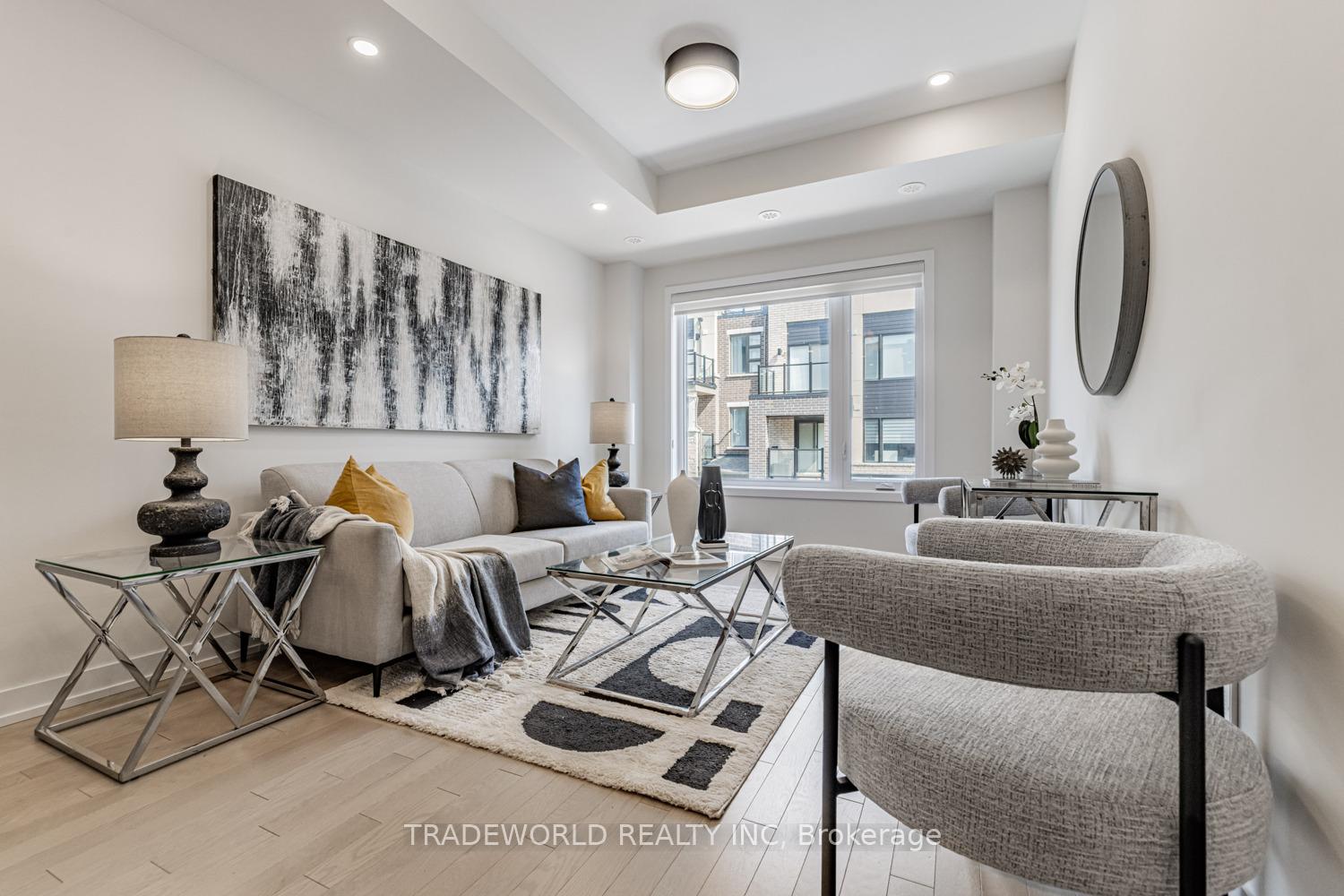 Photo 14 of 18 Gothenburg Lane, Markham, Angus Glen — HOMEH
