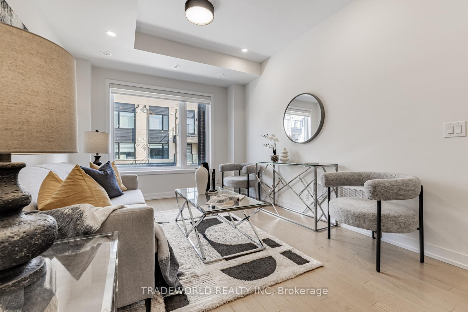 Photo 16 of 18 Gothenburg Lane, Markham, Angus Glen — HOMEH