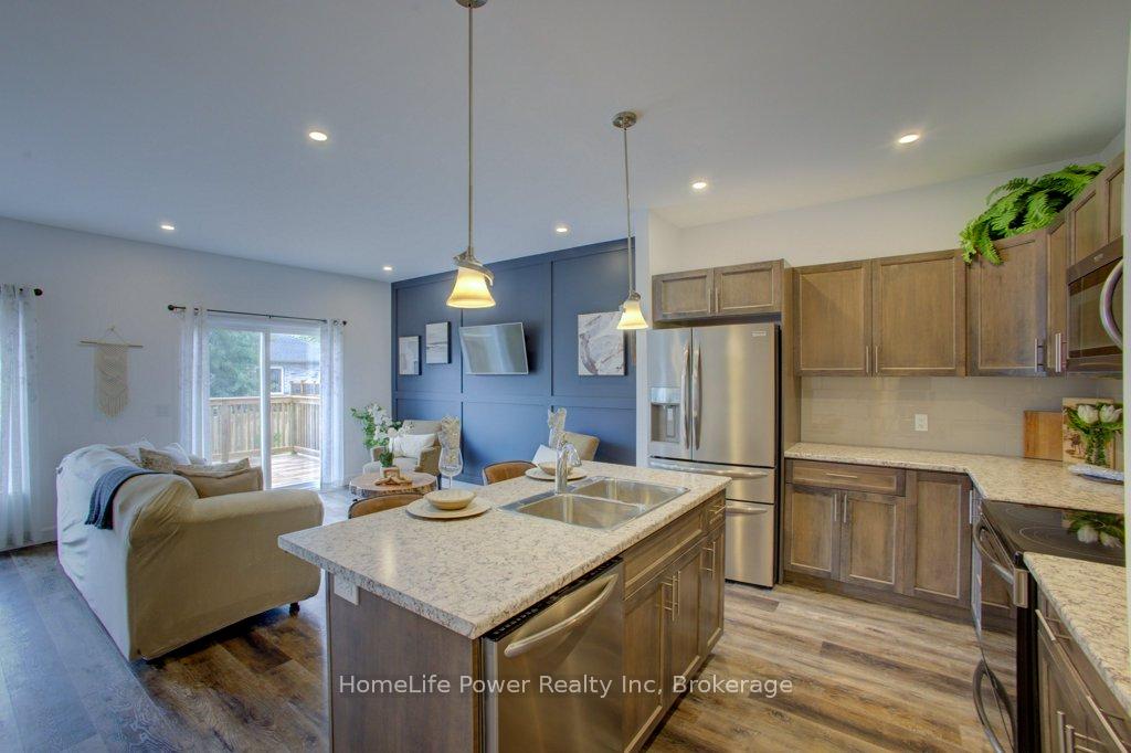 Photo 10 of Unit 16, 24 George Street N, Minto — HOMEH