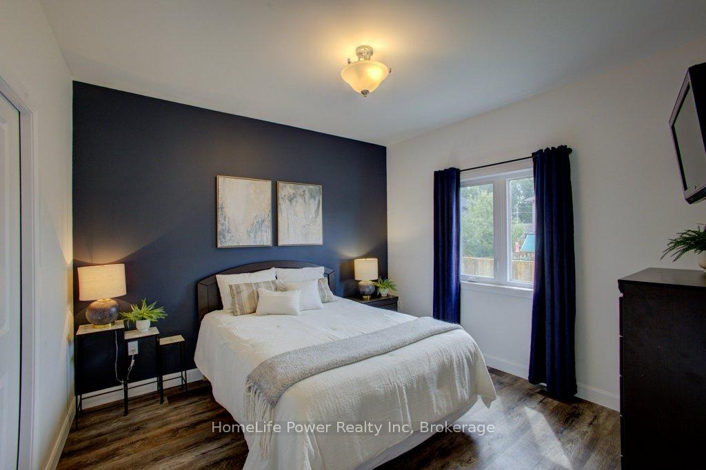 Photo 20 of Unit 16, 24 George Street N, Minto — HOMEH