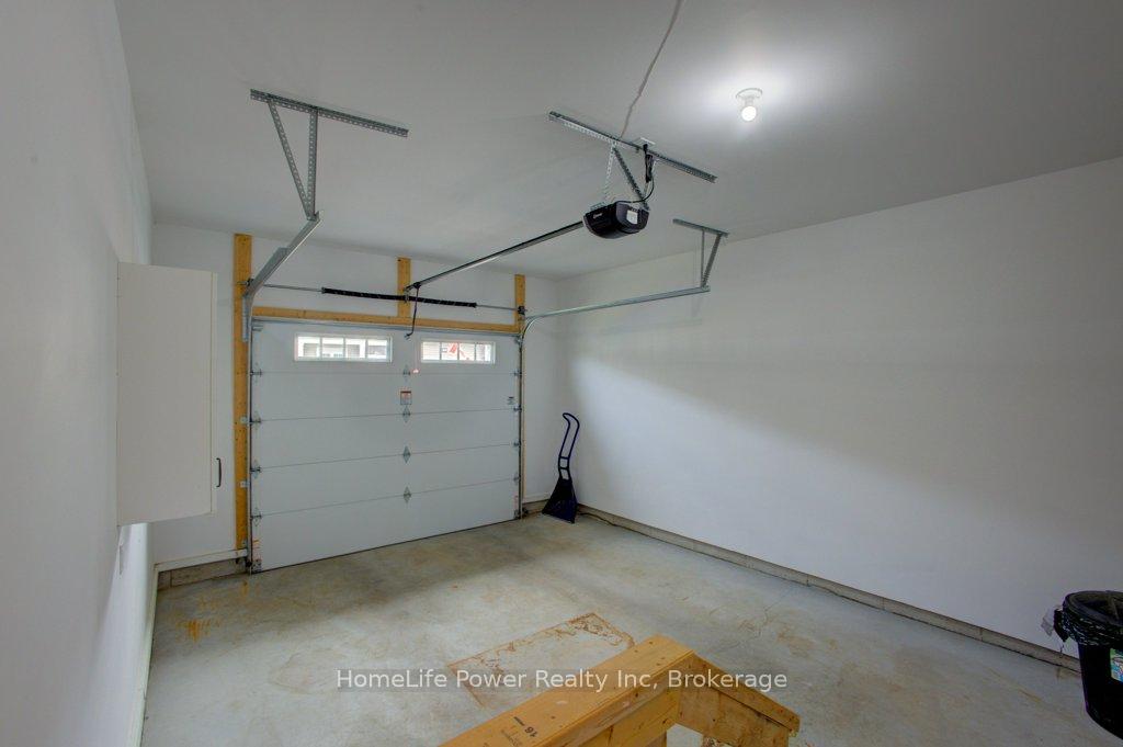 Photo 24 of Unit 16, 24 George Street N, Minto — HOMEH