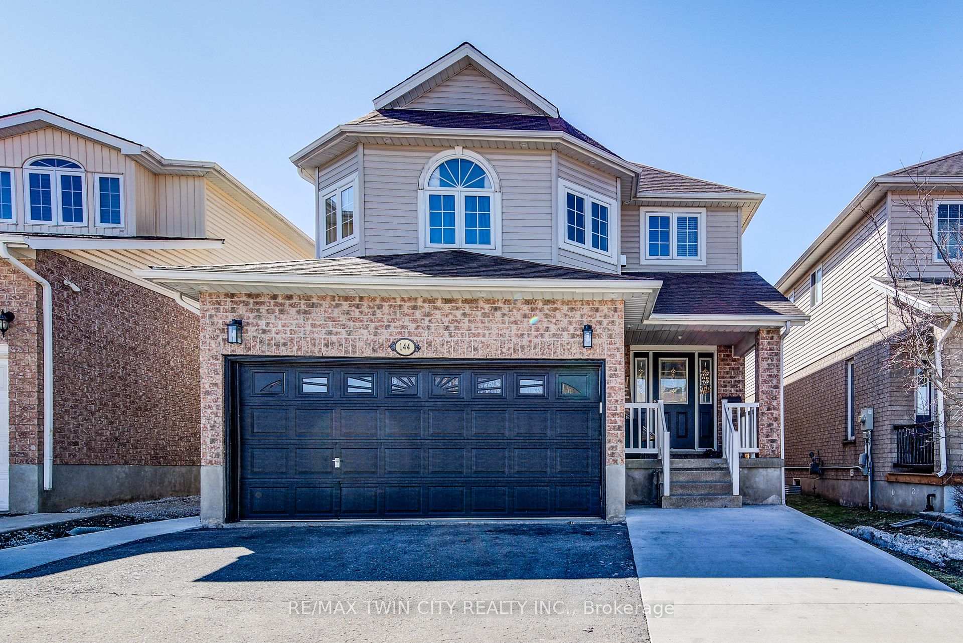 Photo 1 of 144 Udvari Crescent, Kitchener — HOMEH