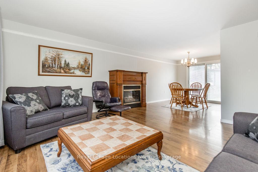 Photo 8 of 677 Bayview Drive, Midland — HOMEH