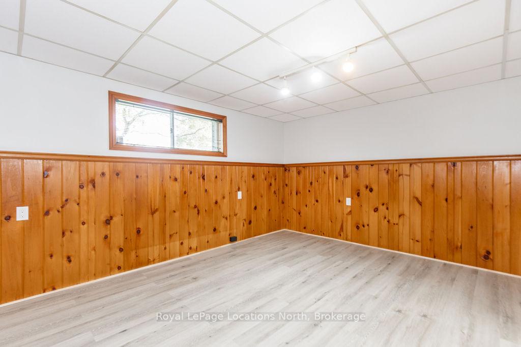 Photo 20 of 677 Bayview Drive, Midland — HOMEH