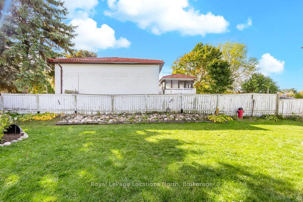 Photo 28 of 677 Bayview Drive, Midland — HOMEH