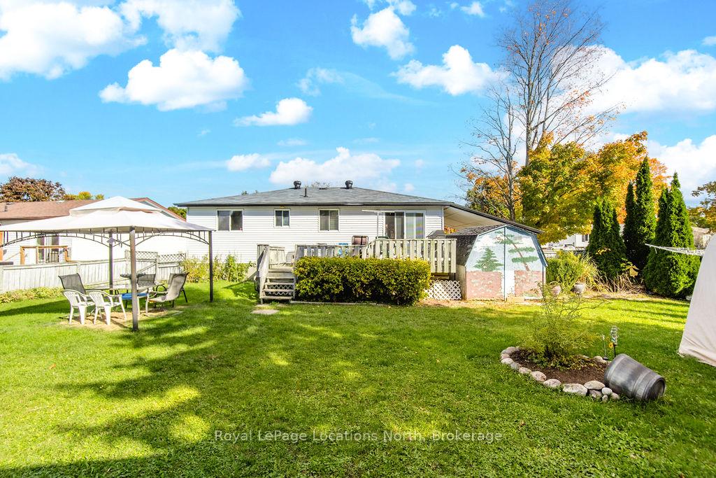 Photo 31 of 677 Bayview Drive, Midland — HOMEH