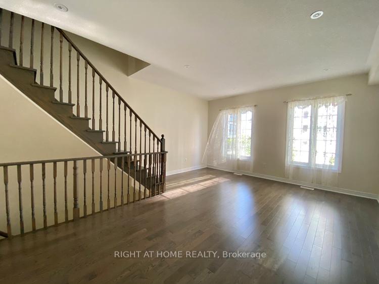 Photo 7 of 28 Orca Drive, Markham, Wismer — HOMEH