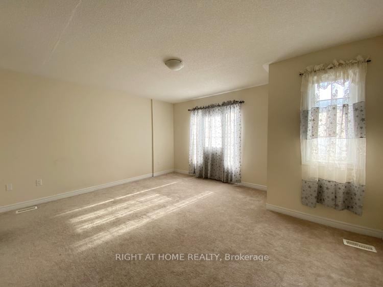 Photo 8 of 28 Orca Drive, Markham, Wismer — HOMEH