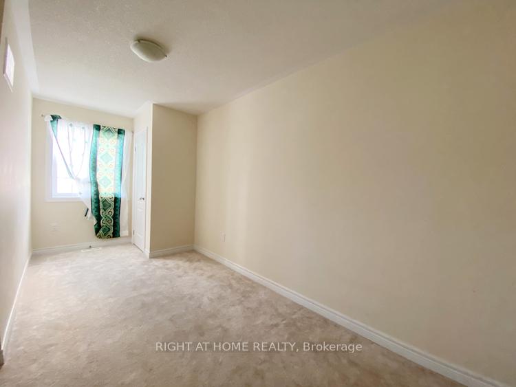 Photo 10 of 28 Orca Drive, Markham, Wismer — HOMEH