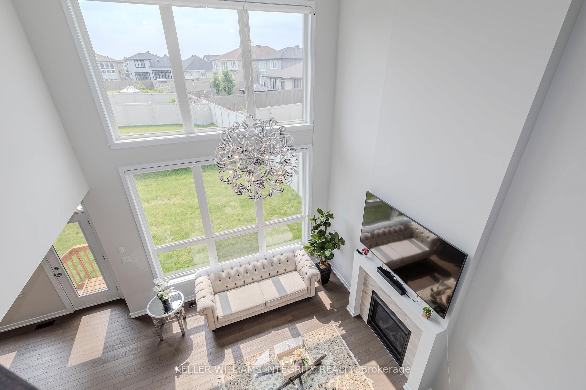 Photo 23 of 636 Rouncey Road, Ottawa, Kanata - Emerald Meadows/Trailwest — HOMEH