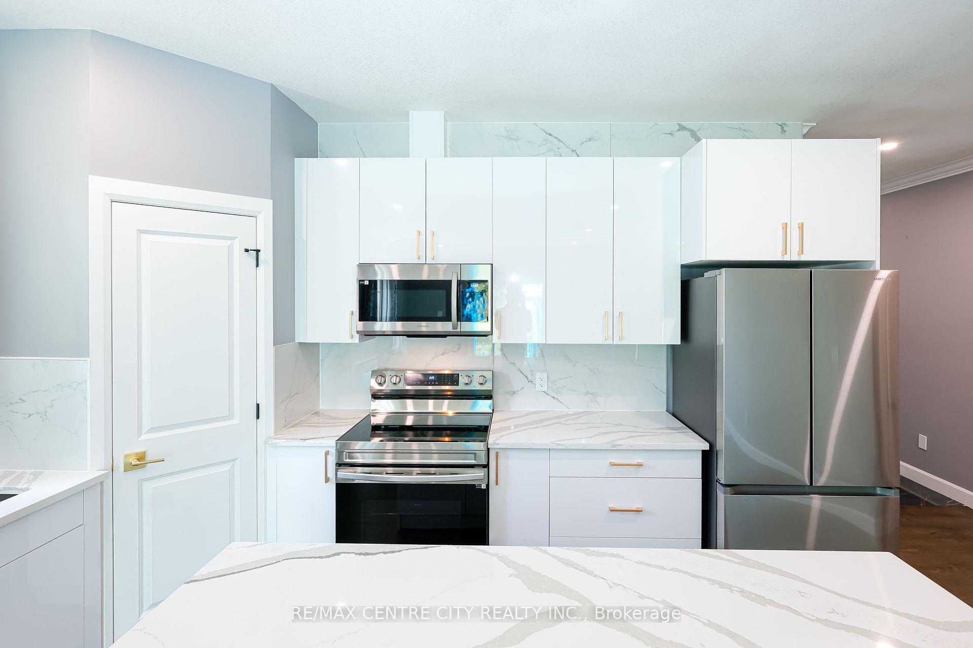 Photo 22 of 22909 Highbury Avenue, Middlesex Centre, Bryanston — HOMEH