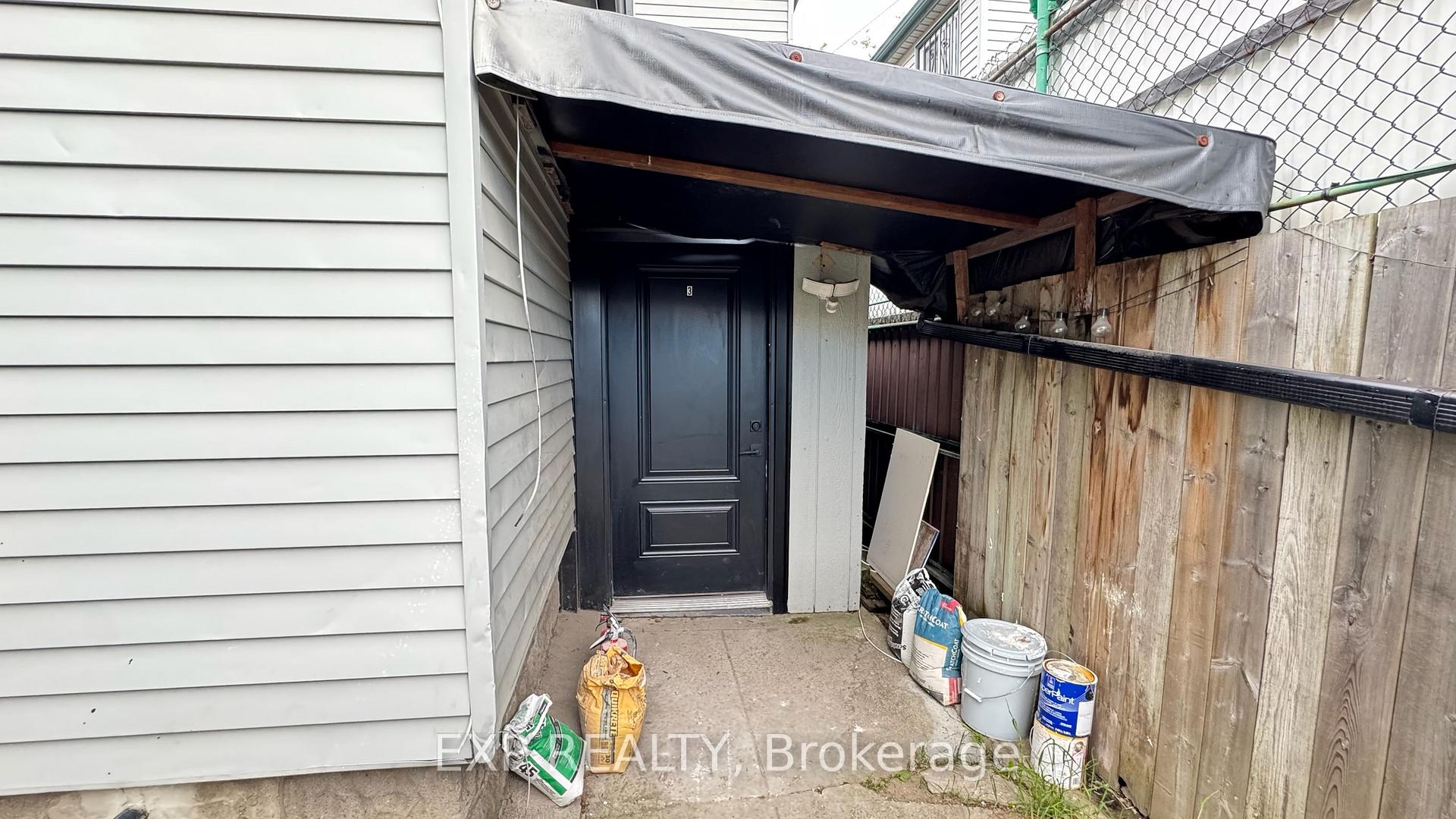 Photo 4 of Unit 3, 425 Cannon Street E, Hamilton, Landsdale — HOMEH