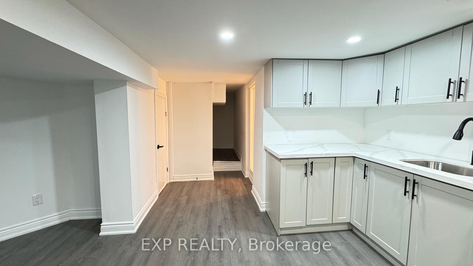 Photo 14 of Unit 3, 425 Cannon Street E, Hamilton, Landsdale — HOMEH