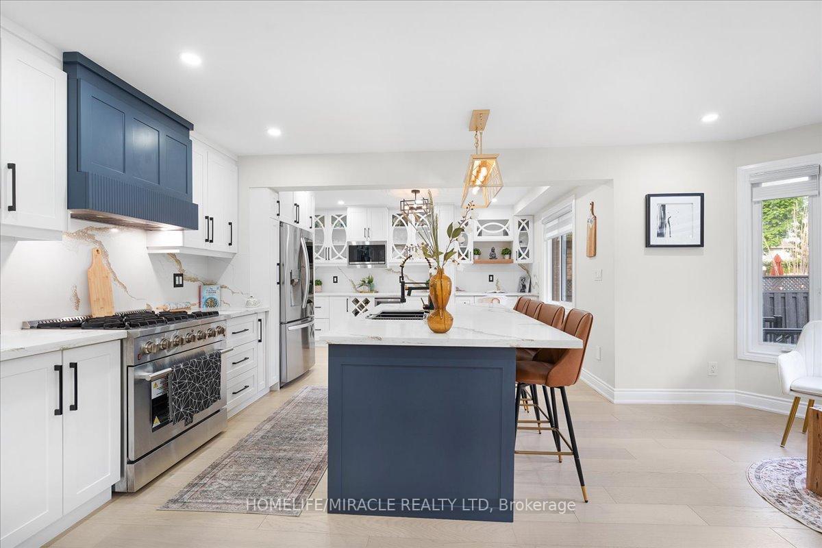 Photo 9 of 57 Springmount Drive, Kitchener — HOMEH