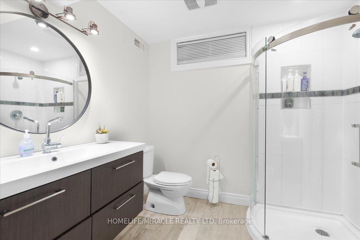 Photo 35 of 57 Springmount Drive, Kitchener — HOMEH