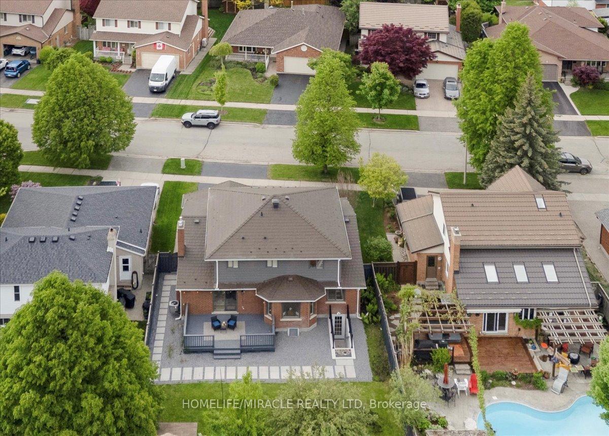 Photo 41 of 57 Springmount Drive, Kitchener — HOMEH