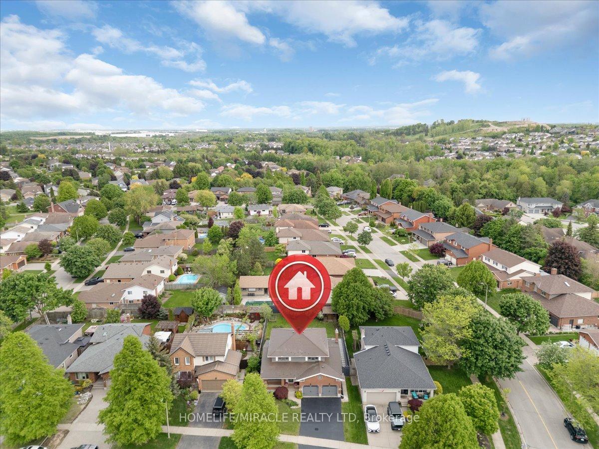 Photo 43 of 57 Springmount Drive, Kitchener — HOMEH
