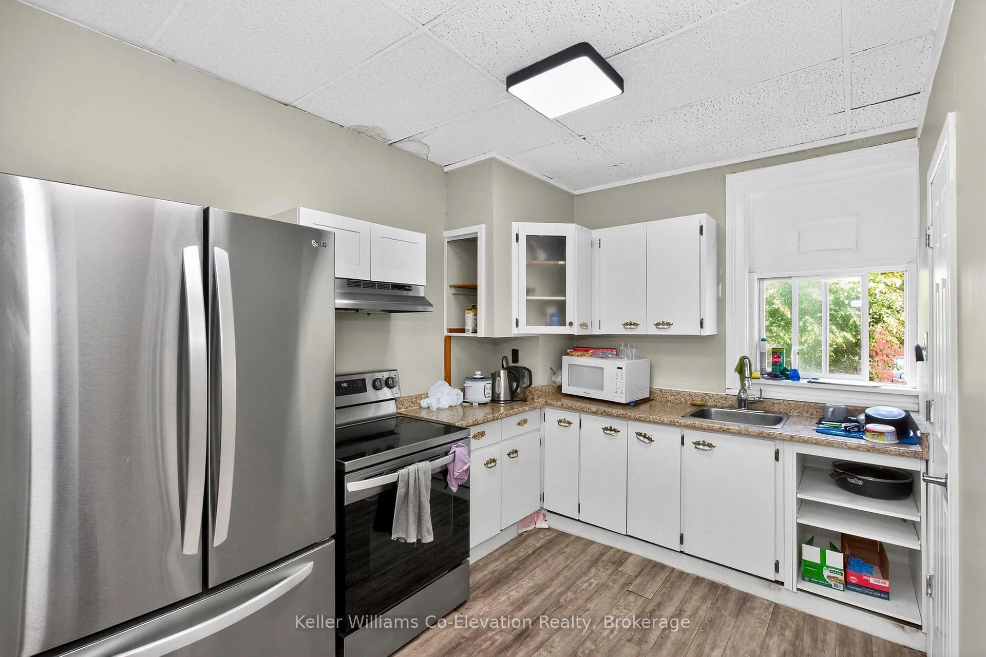 Photo 2 of 224 4th Street, Midland — HOMEH