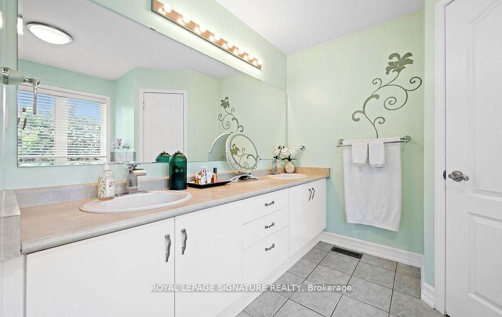 Photo 24 of 1004 McCutcheon Crescent, Milton, Beaty — HOMEH