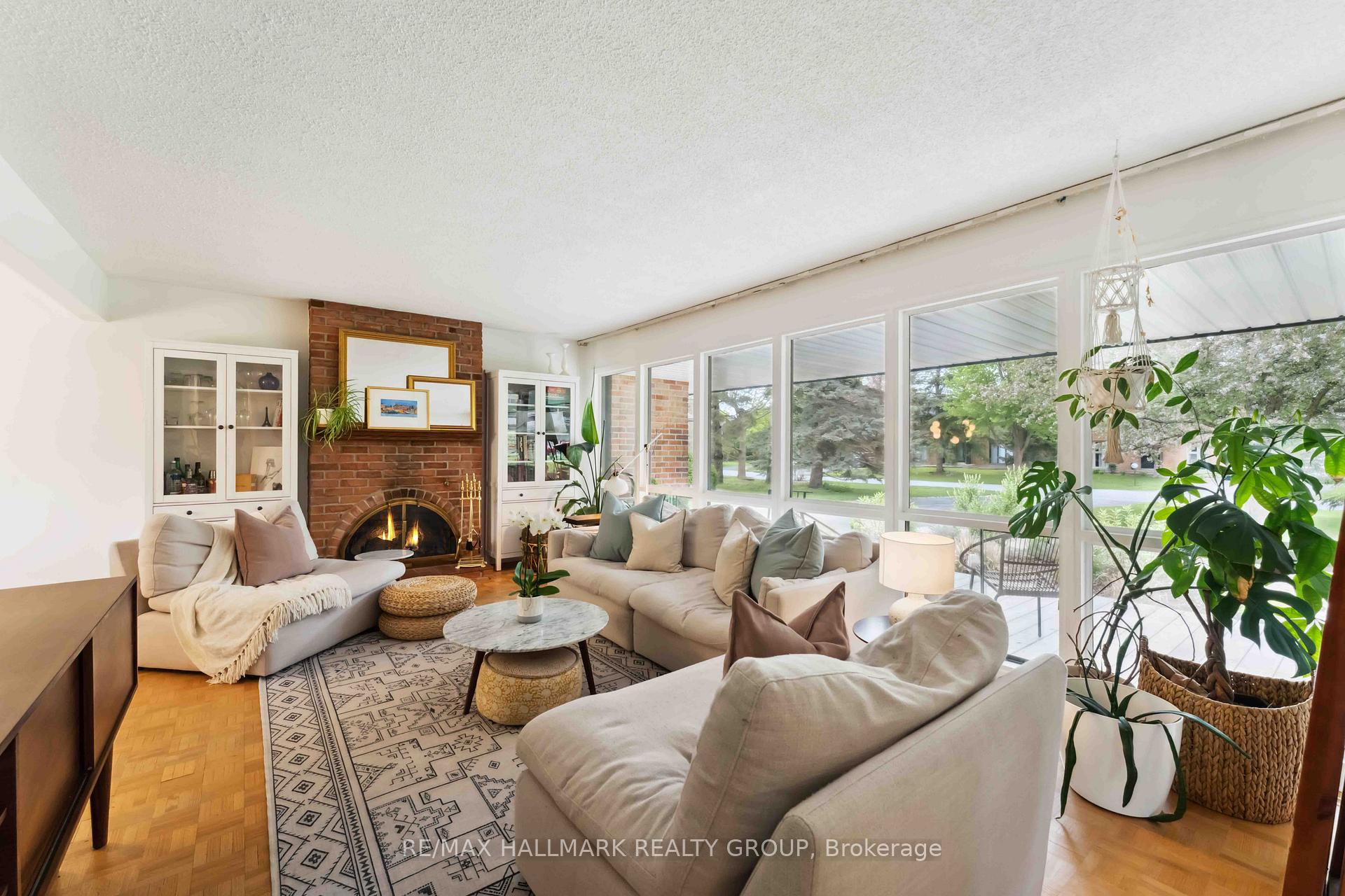 Photo 4 of 54 Lismer Crescent, Ottawa, Kanata - Beaverbrook — HOMEH