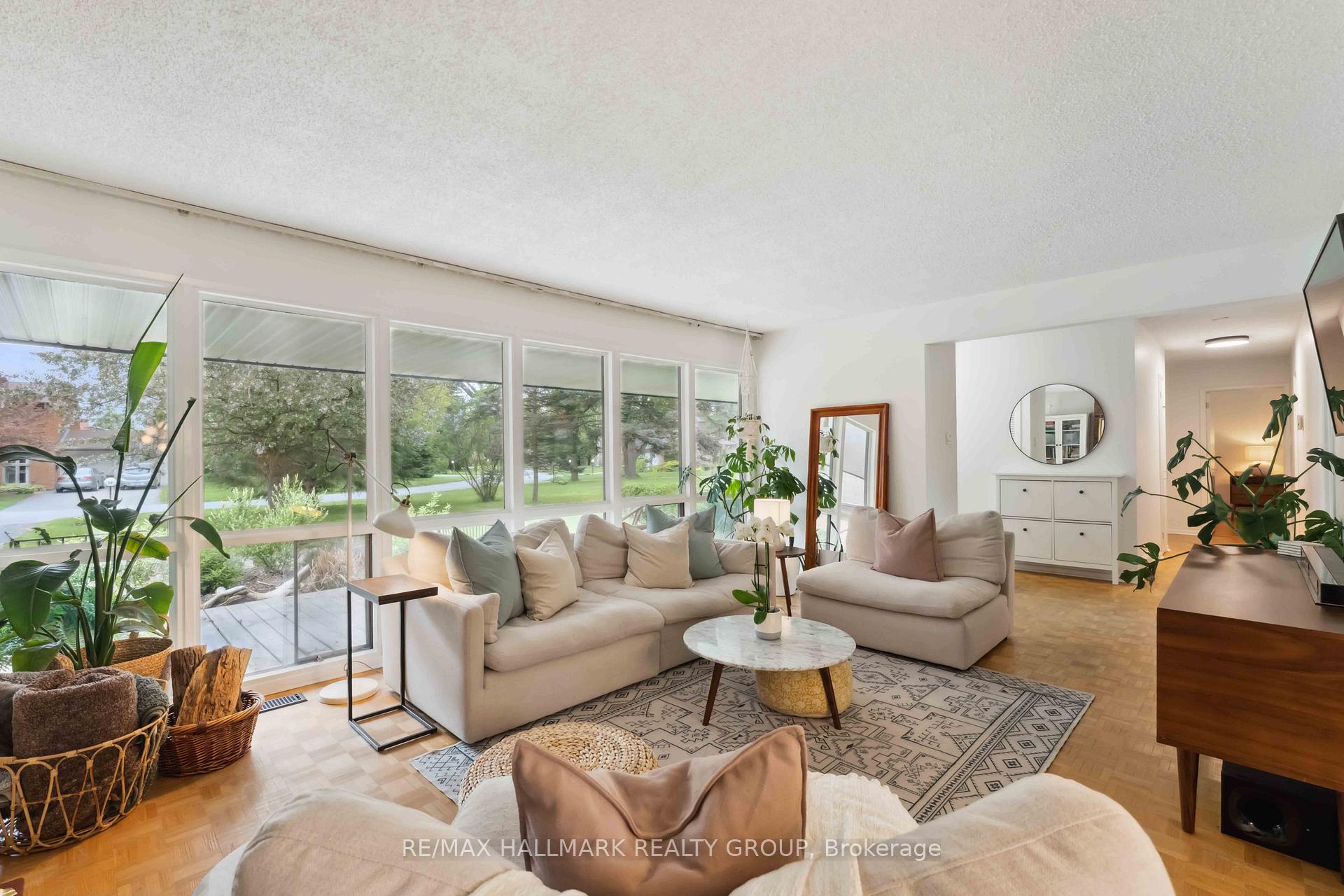 Photo 7 of 54 Lismer Crescent, Ottawa, Kanata - Beaverbrook — HOMEH