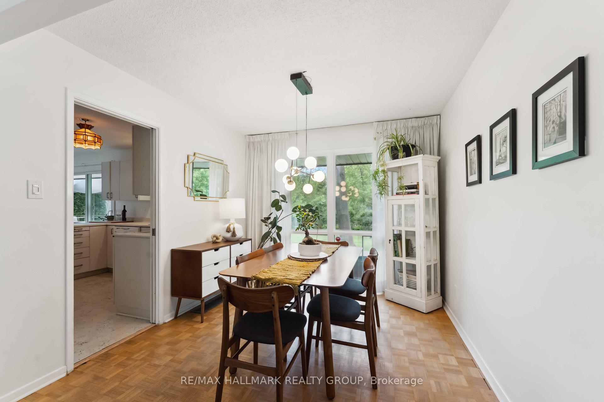 Photo 9 of 54 Lismer Crescent, Ottawa, Kanata - Beaverbrook — HOMEH