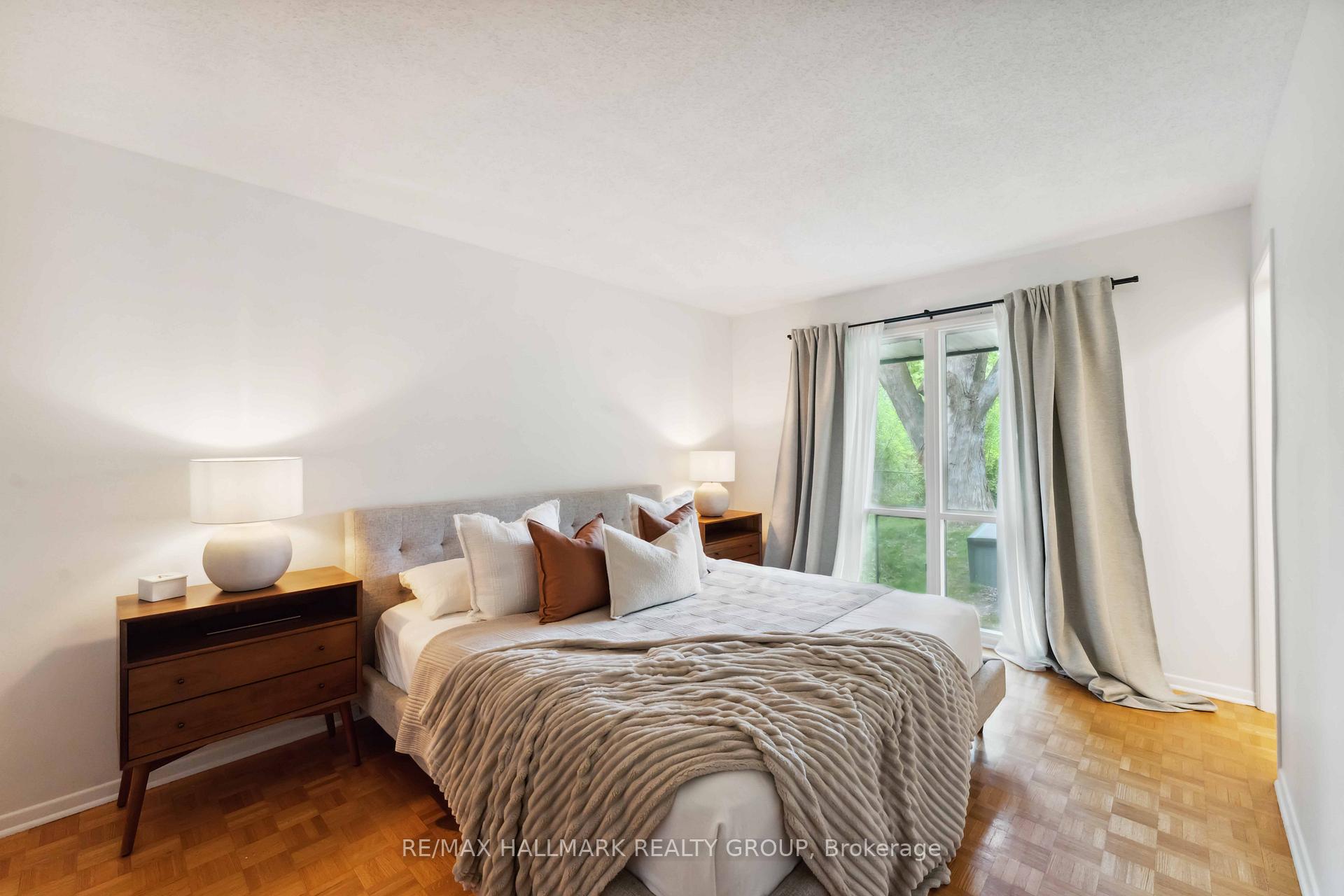 Photo 14 of 54 Lismer Crescent, Ottawa, Kanata - Beaverbrook — HOMEH