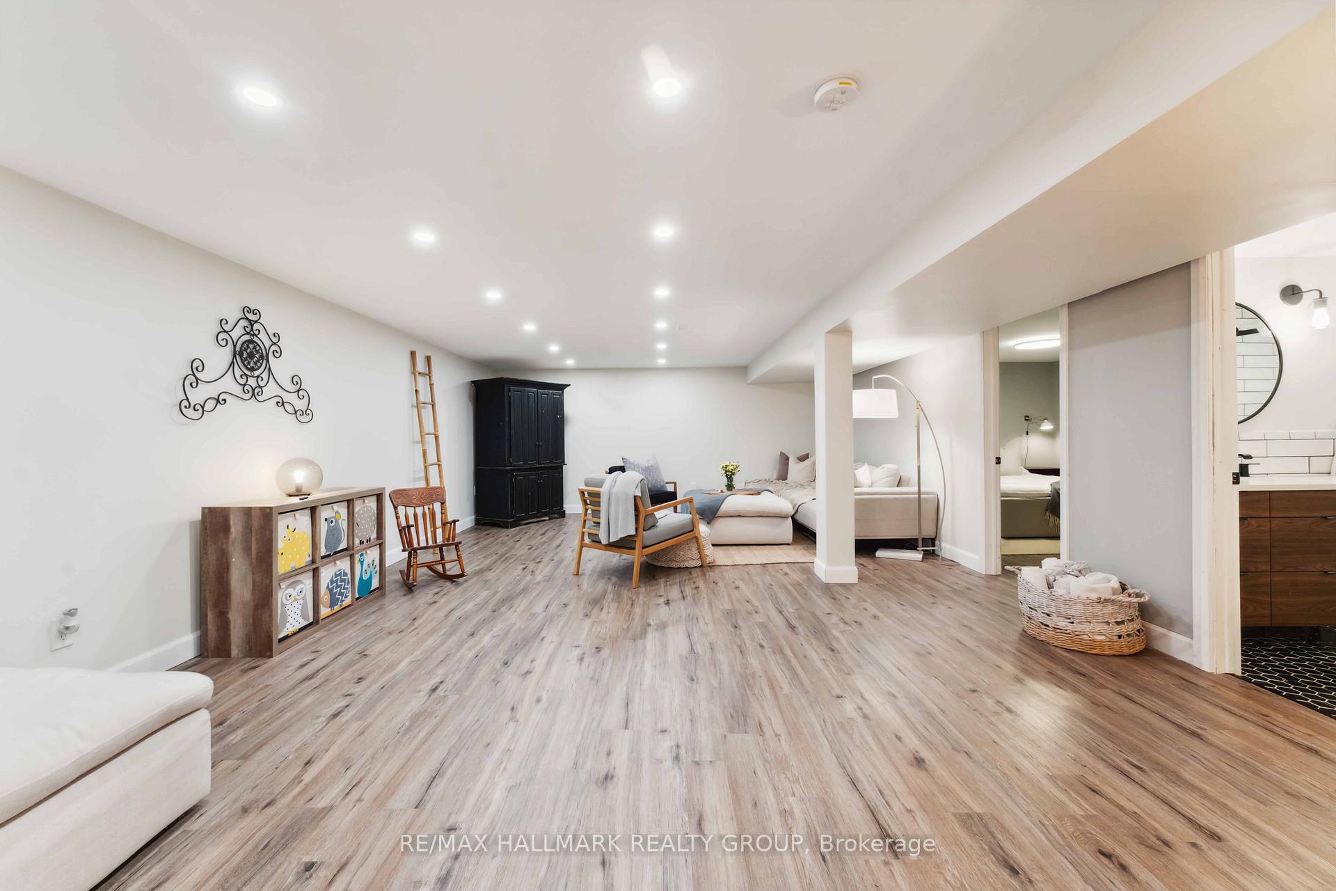 Photo 23 of 54 Lismer Crescent, Ottawa, Kanata - Beaverbrook — HOMEH