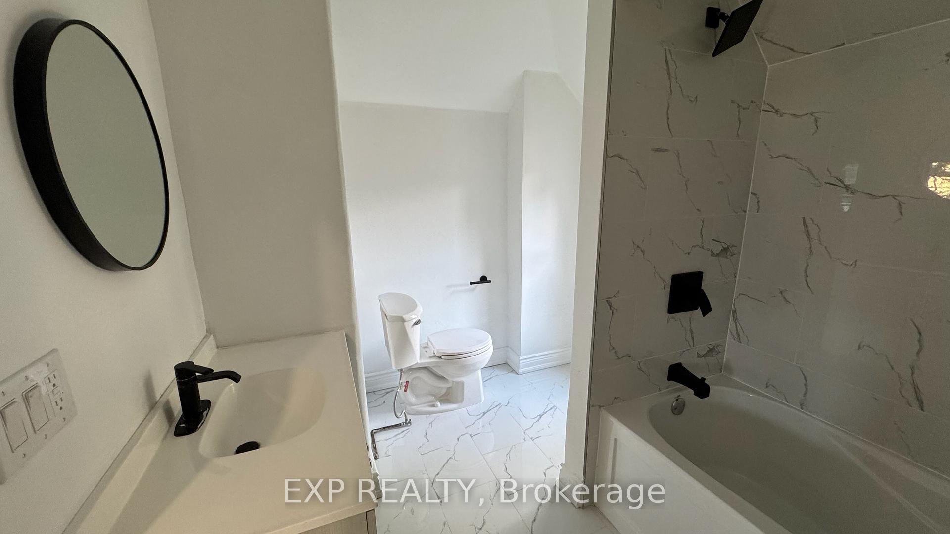 Photo 13 of Unit 2, 425 Cannon Street E, Hamilton, Landsdale — HOMEH