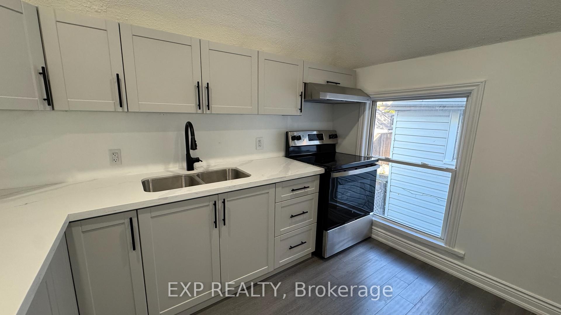 Photo 17 of Unit 2, 425 Cannon Street E, Hamilton, Landsdale — HOMEH